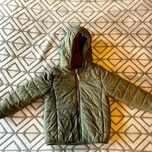 Army green, Cat & Jack toddler boys hooded puffer jacket.
